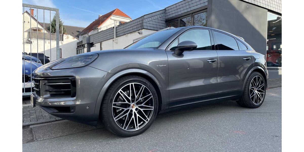Porsche Cayenne 7.500 km 118.990 &euro; Flörsheim am Main 65439