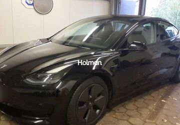 Tesla Model 3 36.334 km 26.882 &euro; Eschborn 65760