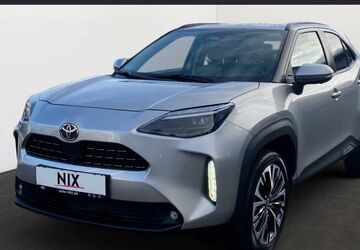 Toyota Yaris Cross 7.750 km 27.890 &euro; Offenbach 63071