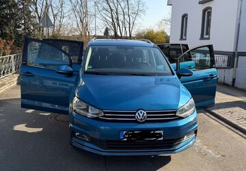VW Touran 127.000 km 18.300 &euro; Eschborn 65760
