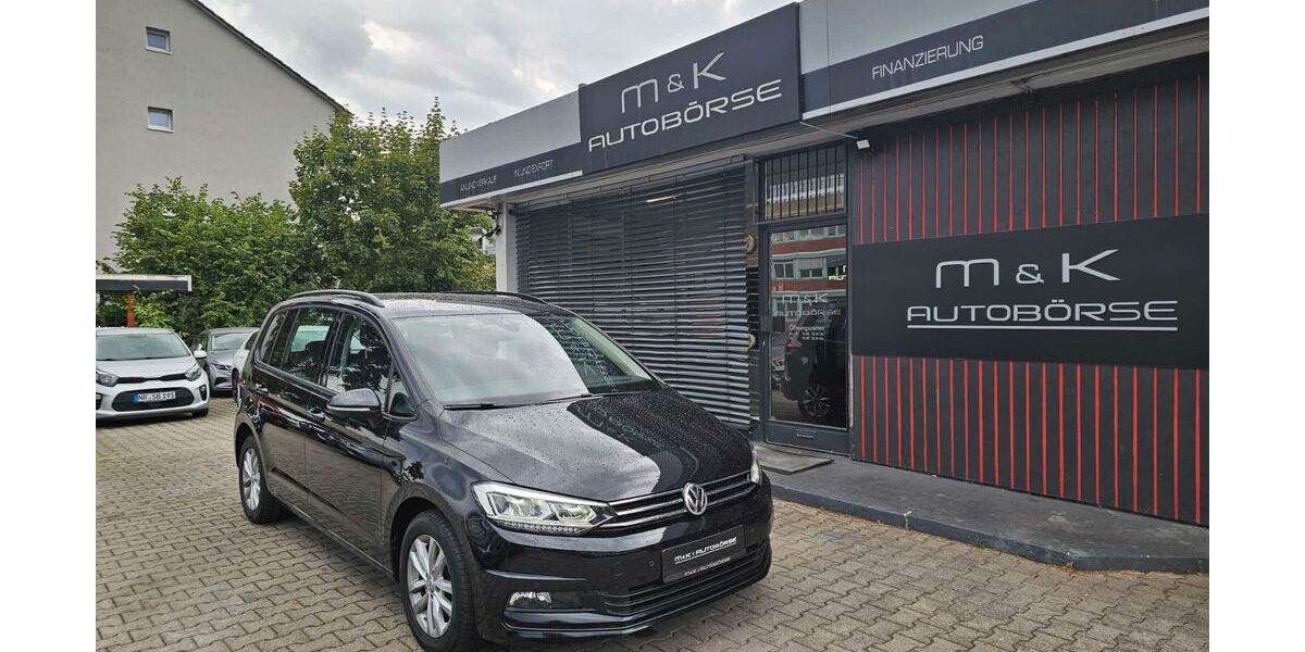 VW Touran 78.000 km 23.900 &euro; OFFENBACH AM MAIN 63075