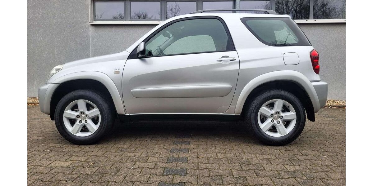 Toyota RAV 4 124.000 km 11.900 &euro; Groß Gerau 64521