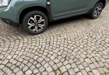 Dacia Duster 101.000 km 13.000 &euro; Erlensee 63526