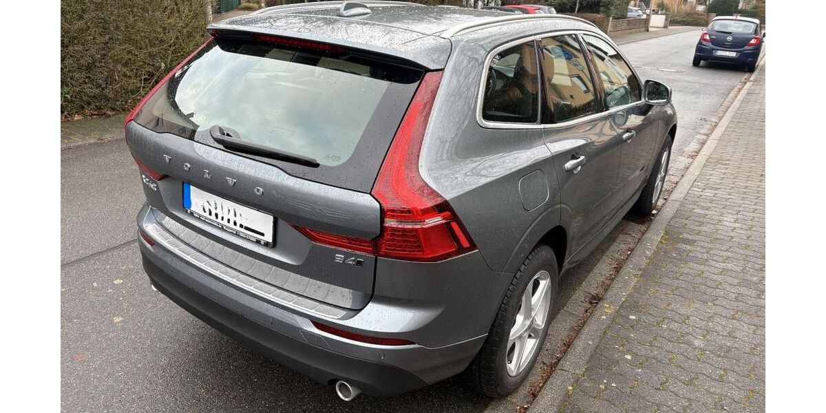 Volvo XC60 56.000 km 27.800 &euro; Frankfurt 60486