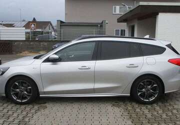 Ford Focus 86.058 km 13.899 &euro; Babenhausen 64832