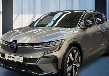 Renault Megane E-Tech 28.650 km 22.470 &euro; Frankfurt / Main 60314