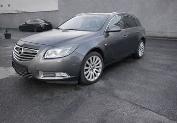 Opel Insignia 169.800 km 4.300 &euro; FRANKFURT 65933