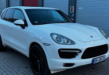 Porsche Cayenne 89.000 km 26.900 &euro; Obertshausen 63179
