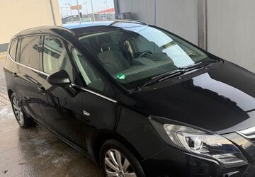 Opel Zafira Tourer 215.000 km 4.500 &euro; Rüsselsheim 65428