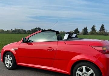 Opel Tigra 168.000 km 2.950 &euro; Rödermark 63322