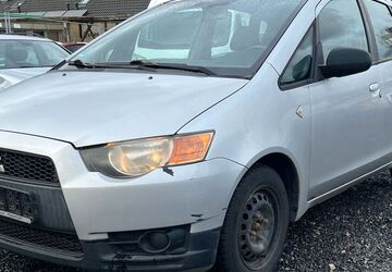 Mitsubishi Colt 143.852 km 3.690 &euro; Frankfurt 65933