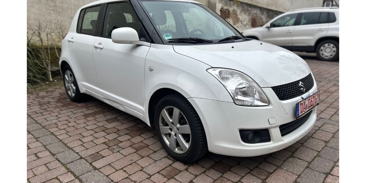 Suzuki Swift 205.000 km 2.499 &euro; Rossdorf 64380