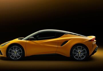 Lotus Emira 3.500 km 89.500 &euro; FRANKFURT A. MAIN 60311