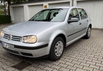VW Golf 182.867 km 1.550 &euro; Offenbach am Main 63071