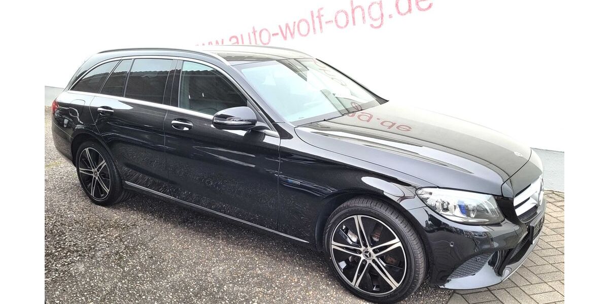 Mercedes-Benz C 300 93.116 km 24.860 &euro; Offenbach 63071