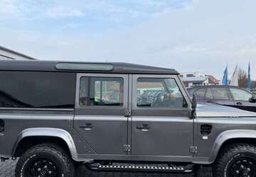 Land Rover Defender 14.910 km 87.770 &euro; Hanau 63456