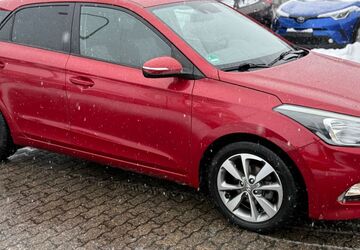 Hyundai i20 90.023 km 6.699 &euro; Hanau 63452
