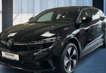 Renault Megane E-TECH 15.000 km 32.500 &euro; Frankfurt / Main 60314