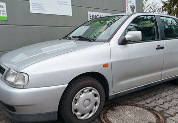 Seat Cordoba 128.377 km 1.999 &euro; Friedberg 61169