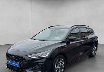 Ford Focus 28.777 km 19.950 &euro; Hanau 63452