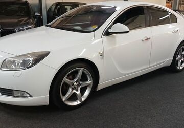 Opel Insignia 230.000 km 5.900 &euro; Rüsselsheim 65428