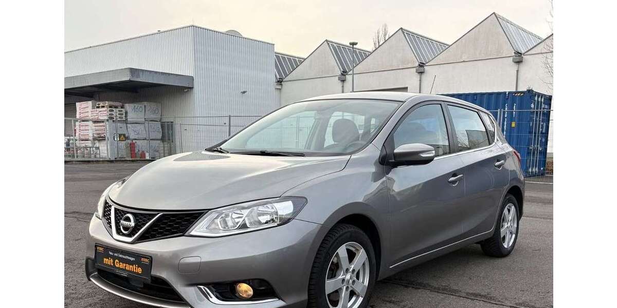 Nissan Pulsar 82.000 km 7.900 &euro; Frankfurt am Main 60386