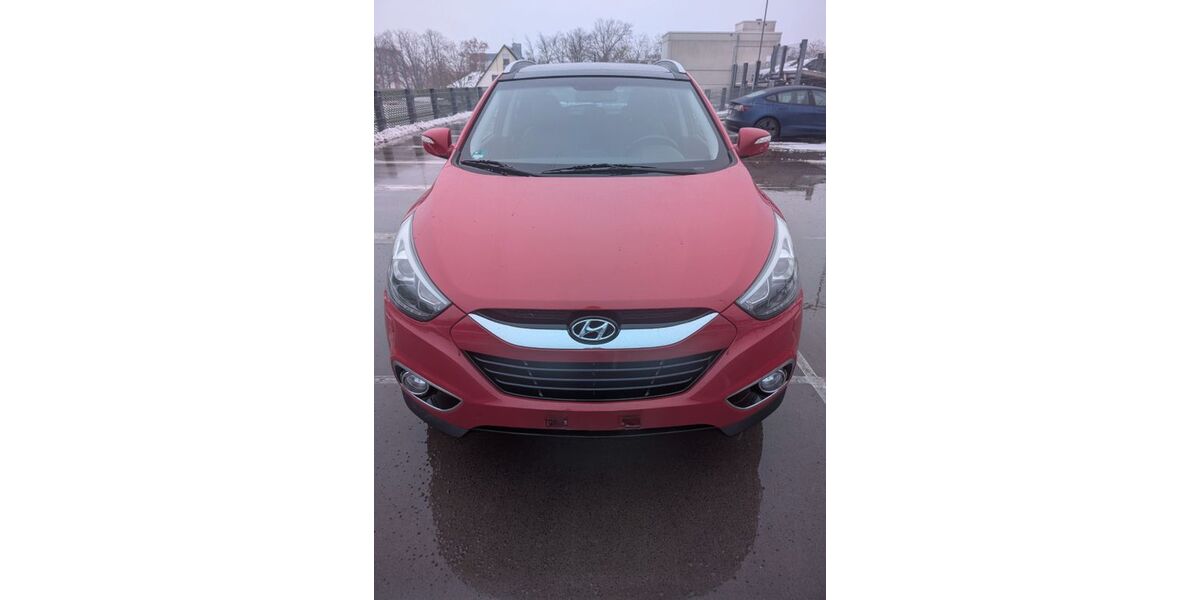 Hyundai ix35 80.000 km 13.100 &euro; Dreieich 63303
