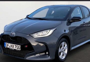 Toyota Yaris 9.500 km 29.990 &euro; Offenbach 63071