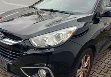 Hyundai ix35 152.000 km 6.900 &euro; Rüsselsheim 65428
