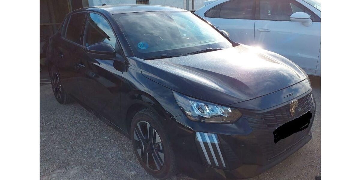 Peugeot 208 15.410 km 18.580 &euro; Rüsselsheim 65428