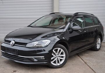 VW Golf 238.452 km 9.490 &euro; Frankfurt am Main 60388