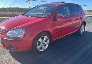 VW Golf 120.000 km 3.199 &euro; Frankfurt am main 65934