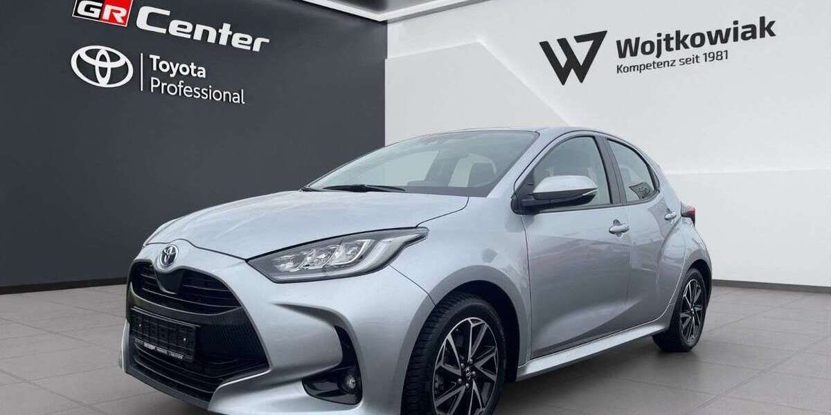 Toyota Yaris 12.500 km 19.890 &euro; Friedberg 61169