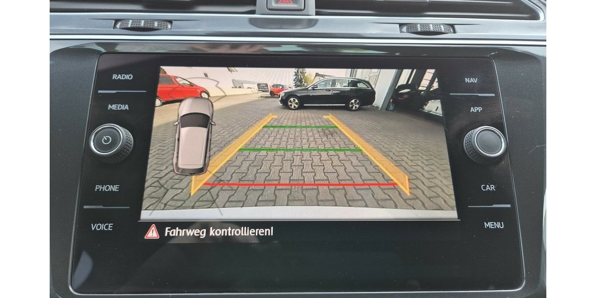 VW Tiguan Highline BMTStart-Stopp 61.222 km 22.790 &euro; Rodgau 63110