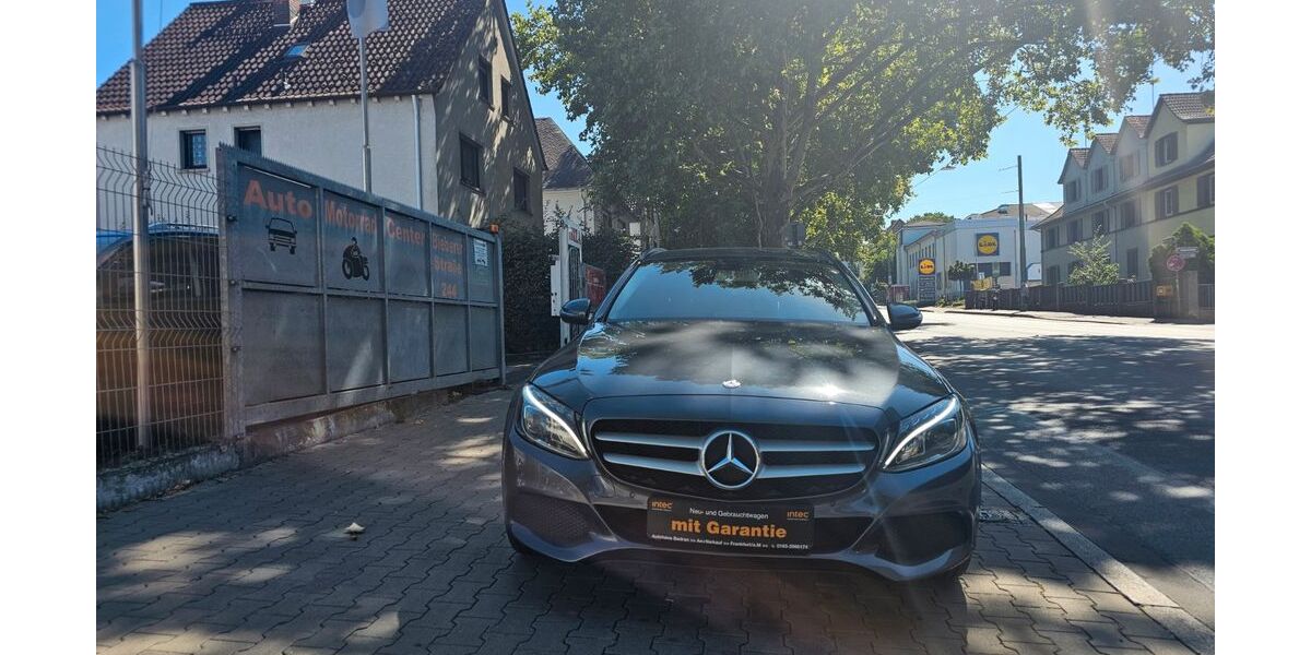 Mercedes-Benz C 220 250.000 km 9.600 &euro; Offenbach 63071