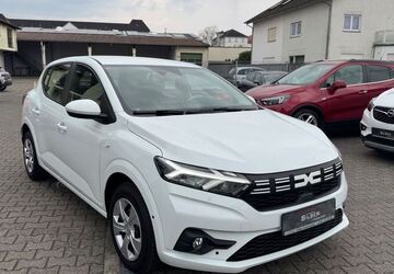 Dacia Sandero 1.200 km 13.999 &euro; Hanau 63452