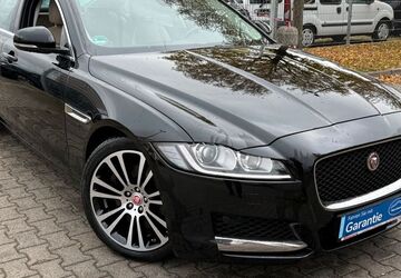 Jaguar XF 176.550 km 13.600 &euro; Offenbach 63071