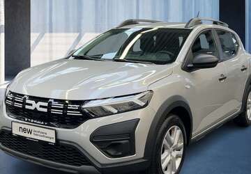 Dacia Sandero 32.336 km 13.390 &euro; Frankfurt / Main 60314