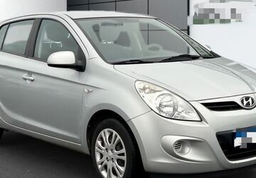 Hyundai i20 48.000 km 10.000 &euro; Bad Soden 65812