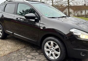 Nissan Qashqai 181.000 km 8.200 &euro; Offenbach am Main 63073