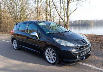 Peugeot 207 166.000 km 3.590 &euro; Mainhausen 63533