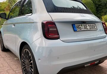 Fiat 500e 25.000 km 18.700 &euro; Oberursel 61440