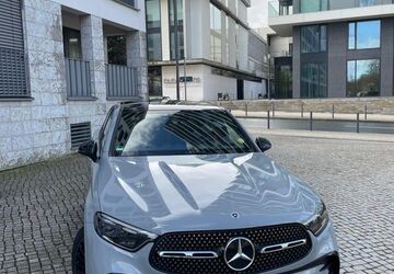 Mercedes-Benz GLC 220 9.999 km 67.900 &euro; Maintal 63477