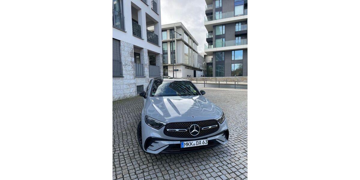 Mercedes-Benz GLC 220 9.999 km 67.900 &euro; Maintal 63477