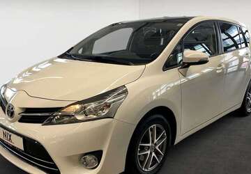 Toyota Verso 90.560 km 17.490 &euro; Offenbach 63071