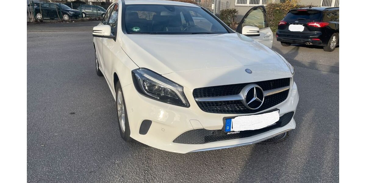 Mercedes-Benz A 180 84.500 km 13.300 &euro; Groß Gerau 64521