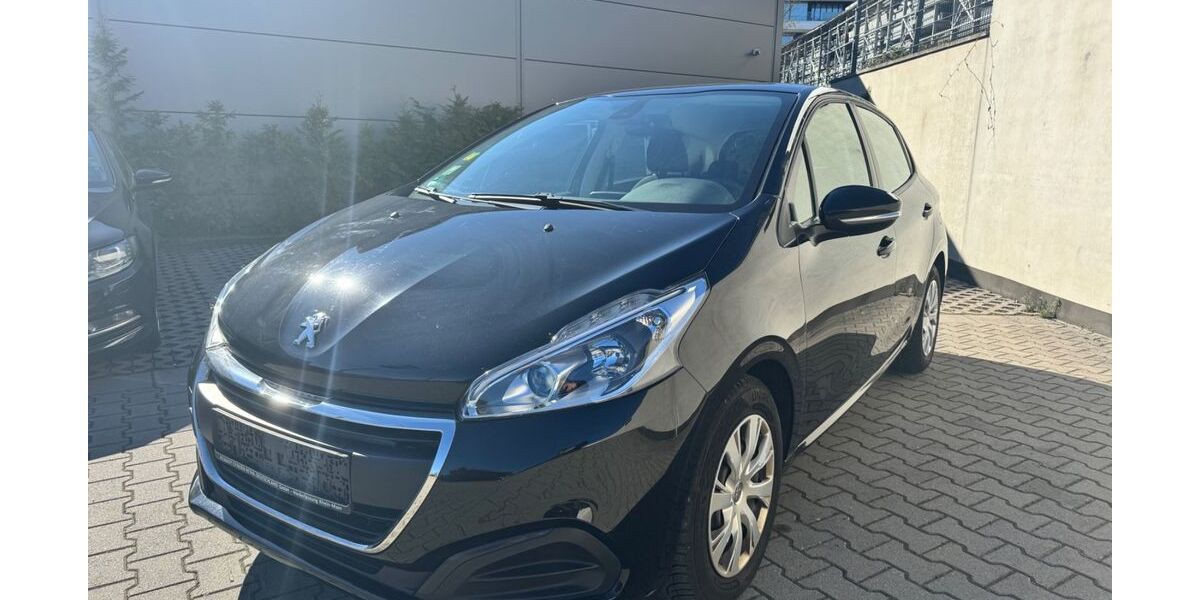Peugeot 208 154.250 km 3.990 &euro; Kelkheim 65779