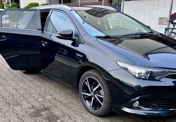 Toyota Auris 112.000 km 13.000 &euro; Frankfurt am Main, Stadt 60431