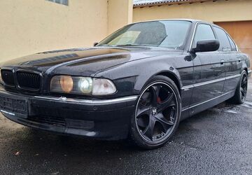 BMW 740 300.006 km 11.500 &euro; Maintal 63477