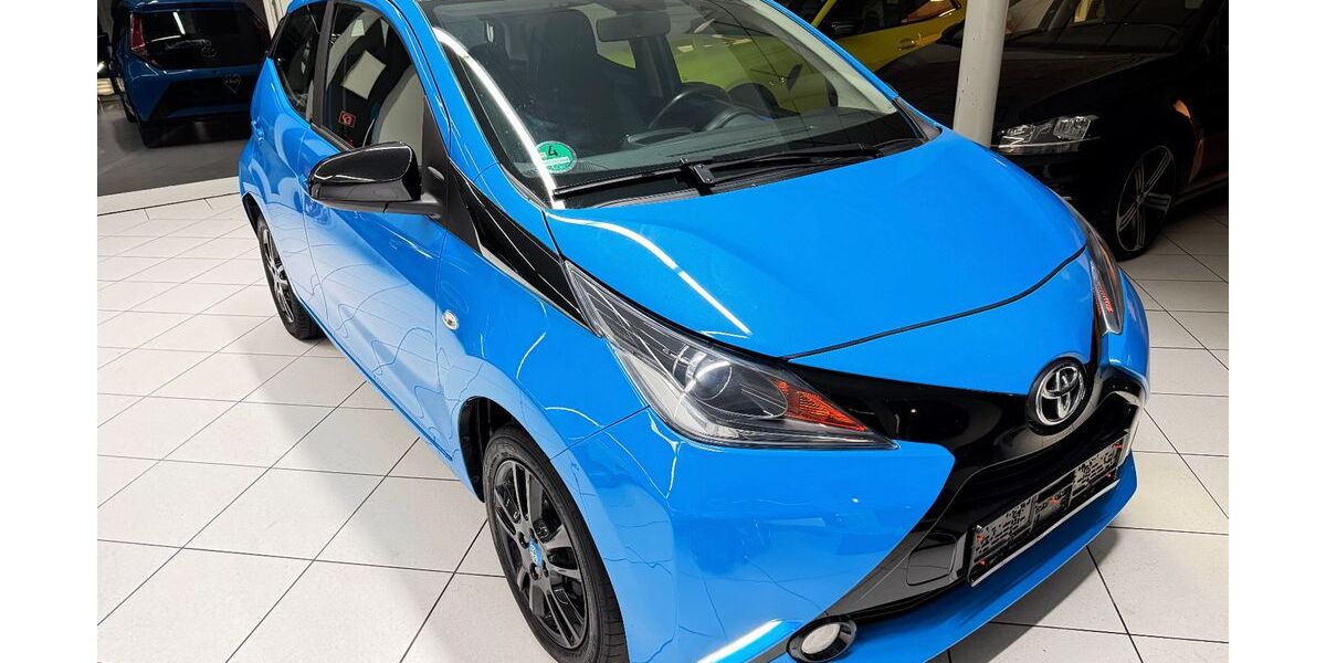 Toyota Aygo (X) 136.977 km 6.655 &euro; NEU ISENBURG 63263